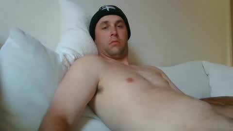 Snapshot of dustyroy09 chatting on 01/15/25, 03:54 dustyroy09 online show from 01/15/25, 03:54