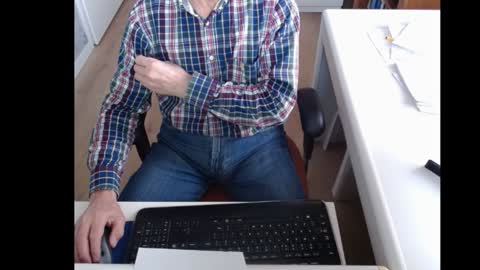 dutchpornking2 online show from 02/03/25, 08:02