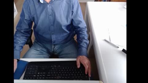 dutchpornking2 online show from 09/17/25, 08:49