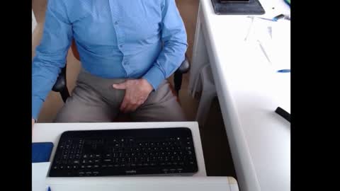 dutchpornking2 online show from 12/04/25, 08:34