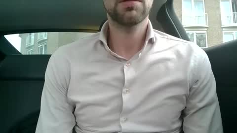 Snapshot of dutchthickdad chatting on 10/28/25, 02:20 DutchThickDad online show from 10/28/25, 02:20