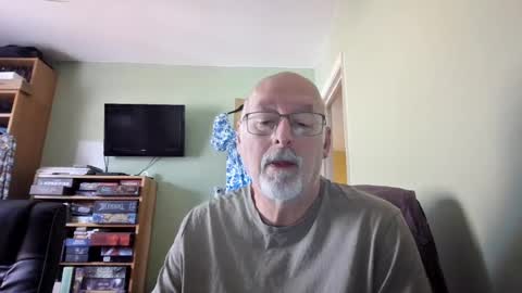 Snapshot of dutchunclejohn chatting on 08/07/26, 09:22 DutchUncleJohn online show from 08/07/26, 09:22