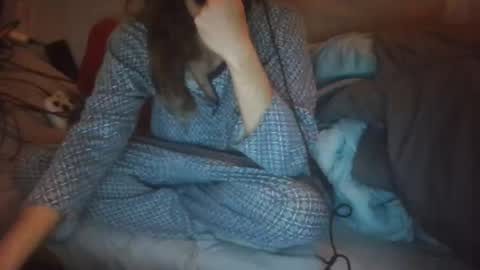 Snapshot of dv3nd3 chatting on 12/01/25, 07:30 dv3nd3 online show from 12/01/25, 07:30