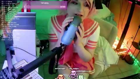 DvaDaisy online show from 10/10/25, 09:36