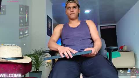 Snapshot of dwayne_brown chatting on 09/15/25, 02:17 dwayne_brown online show from 09/15/25, 02:17