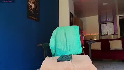 Snapshot of dwayne_brown chatting on 11/24/25, 07:24 dwayne_brown online show from 11/24/25, 07:24