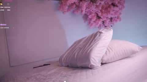 Snapshot of dwayne_xx chatting on 01/09/25, 08:33 Dwayne xx online show from 01/09/25, 08:33