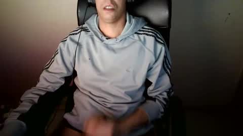 Snapshot of dwaynejamesjackson chatting on 02/19/25, 11:36 dwaynejamesjackson online show from 02/19/25, 11:36