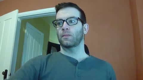 dweav240 online show from 02/03/25, 09:07