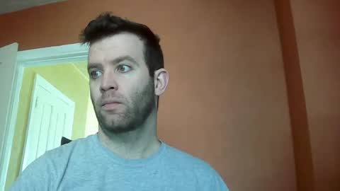 dweav240 online show from 02/04/25, 05:12