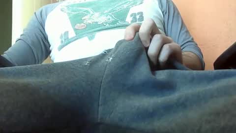 dweav240 online show from 02/07/25, 04:56