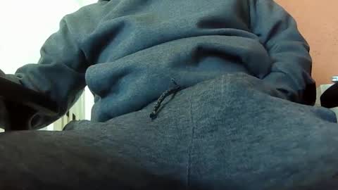 dweav240 online show from 02/20/25, 06:13