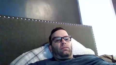 dweav240 online show from 11/24/25, 06:07