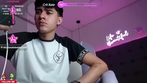 Snapshot of dyla_n18_ chatting on 02/19/25, 03:28 dyla_n18_ online show from 02/19/25, 03:28