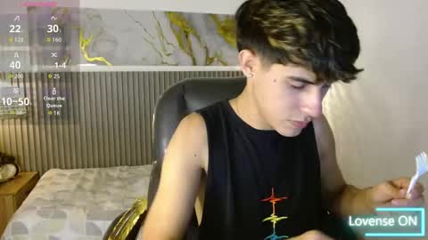 Snapshot of dyla_n18_ chatting on 11/08/25, 07:56 dyla_n18_ online show from 11/08/25, 07:56