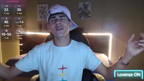 Snapshot of dyla_n18_ chatting on 11/20/25, 08:19 dyla_n18_ online show from 11/20/25, 08:19