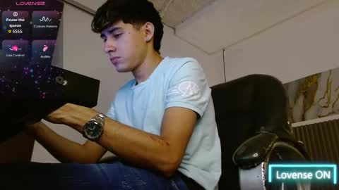 Snapshot of dyla_n18_ chatting on 01/05/26, 07:50 dyla_n18_ online show from 01/05/26, 07:50