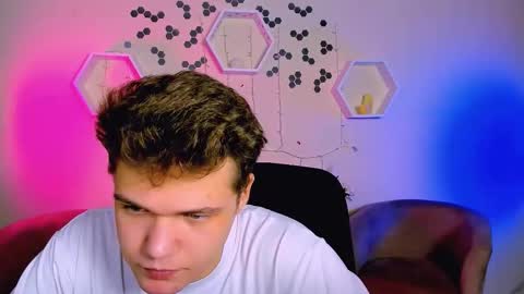 Snapshot of dylan_bold chatting on 11/11/25, 09:53 dylan_bold online show from 11/11/25, 09:53