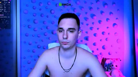 Snapshot of dylan_bold chatting on 11/27/25, 10:56 dylan_bold online show from 11/27/25, 10:56