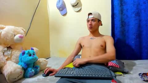 dylan_navas online show from 11/02/25, 09:28