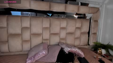 Snapshot of dylan_turner_ chatting on 10/12/25, 04:55 dylan_turner_ online show from 10/12/25, 04:55