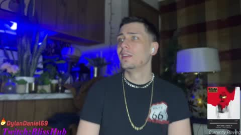 Dylan Daniel 7.8 online show from 12/24/24, 11:33