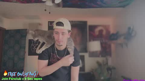 Dylan Daniel 7.8 online show from 02/25/25, 04:53