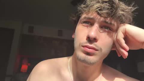 Dylan Daniel 7.8 online show from 11/18/25, 05:28