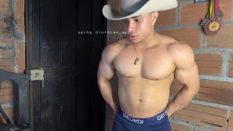 Snapshot of dylangusss chatting on 01/12/26, 04:29 Dylangusss online show from 01/12/26, 04:29