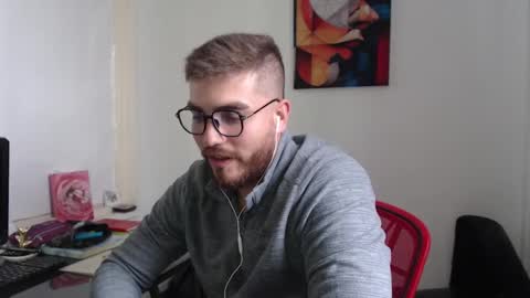 Snapshot of dylanhot10 chatting on 02/06/25, 07:07 dylanhot10 online show from 02/06/25, 07:07