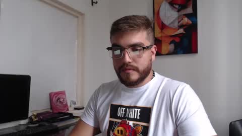 Snapshot of dylanhot10 chatting on 02/11/25, 08:42 dylanhot10 online show from 02/11/25, 08:42