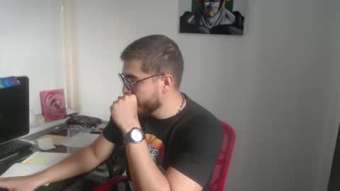 Snapshot of dylanhot10 chatting on 12/03/25, 09:57 dylanhot10 online show from 12/03/25, 09:57