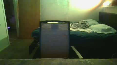 Snapshot of dylanjowelch chatting on 01/10/25, 02:57 Aurora online show from 01/10/25, 02:57