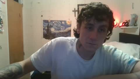 Snapshot of dylanjowelch chatting on 01/20/25, 12:25 Aurora online show from 01/20/25, 12:25