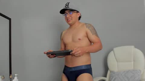 Snapshot of dylann_blaze_ chatting on 03/10/25, 02:26 online show from 03/10/25, 02:26