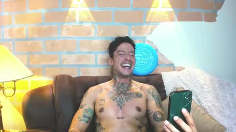 Snapshot of dylanstonne1 chatting on 03/09/25, 04:55 D Y L A N online show from 03/09/25, 04:55