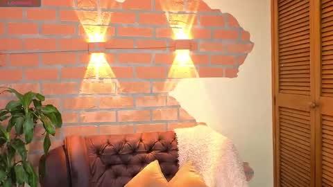 Snapshot of dylanstonne1 chatting on 10/03/25, 12:07 D Y L A N online show from 10/03/25, 12:07