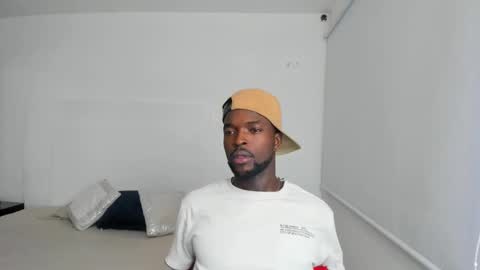 Dylan Taylor online show from 03/08/25, 01:50