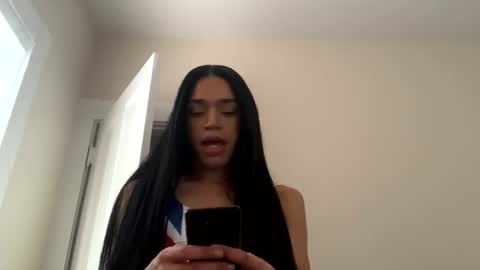 Snapshot of dynasty313 chatting on 01/13/25, 06:38 Dynasty online show from 01/13/25, 06:38