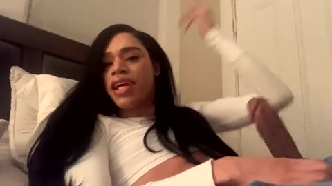 Snapshot of dynasty313 chatting on 02/06/25, 11:15 Dynasty online show from 02/06/25, 11:15