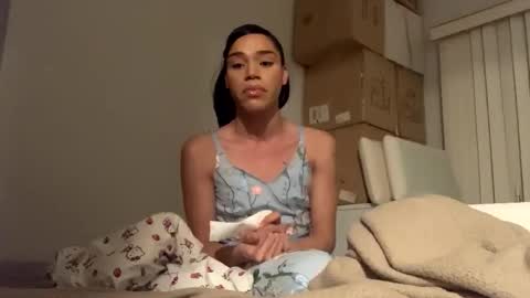 Snapshot of dynasty313 chatting on 02/23/25, 12:41 Dynasty online show from 02/23/25, 12:41