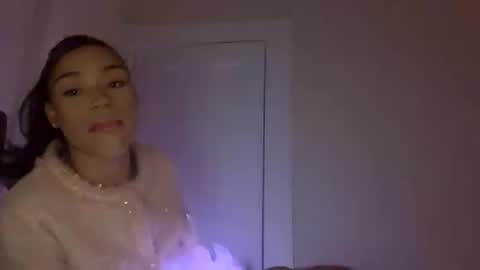 Snapshot of dynasty313 chatting on 03/04/25, 11:43 Dynasty online show from 03/04/25, 11:43