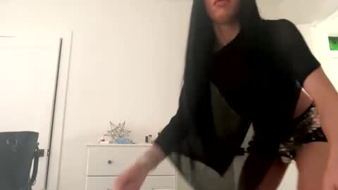 Dynasty online show from 01/16/26, 06:23