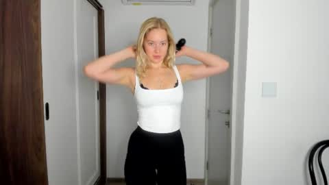 fansly - yourbestbaby online show from 07/23/26, 02:31