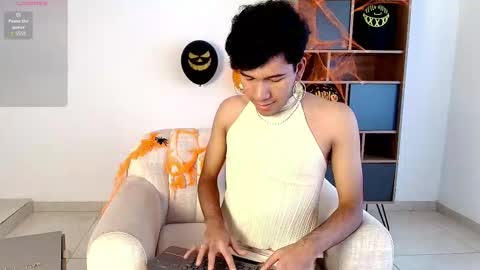 John online show from 11/02/25, 07:49