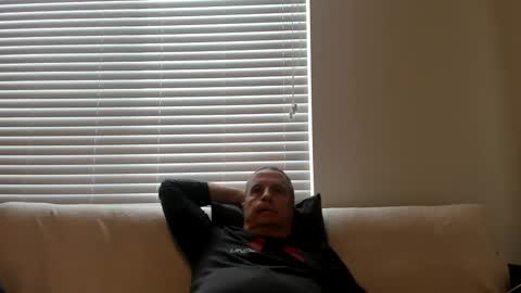 Snapshot of e_rectiom chatting on 03/02/25, 10:38 Mr Wonderful online show from 03/02/25, 10:38