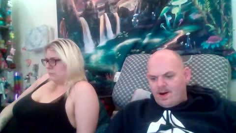 Snapshot of eandr6446 chatting on 12/01/25, 03:44 eandr6446 online show from 12/01/25, 03:44