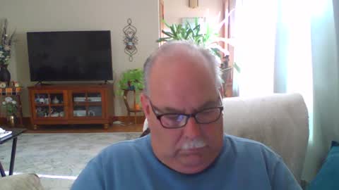 earl52 online show from 09/26/25, 07:29
