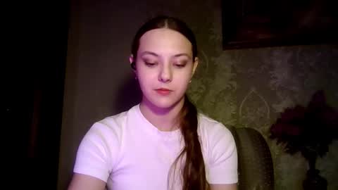 Yuni online show from 03/05/26, 02:24