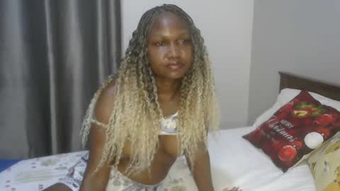 east_queen online show from 12/20/24, 06:45